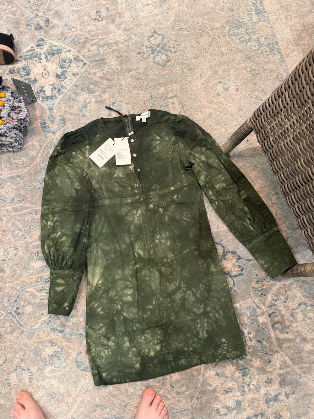 Something Navy Olive Green Tie-Dye Long Sleeve Shift Dress